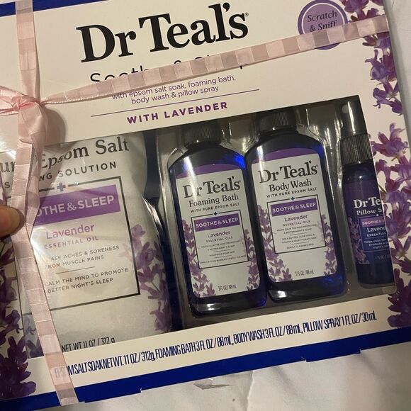 Dr. Teal's Bath and Body Soothe & Sleep lavender Gift Set brand new - Picture 3 of 4